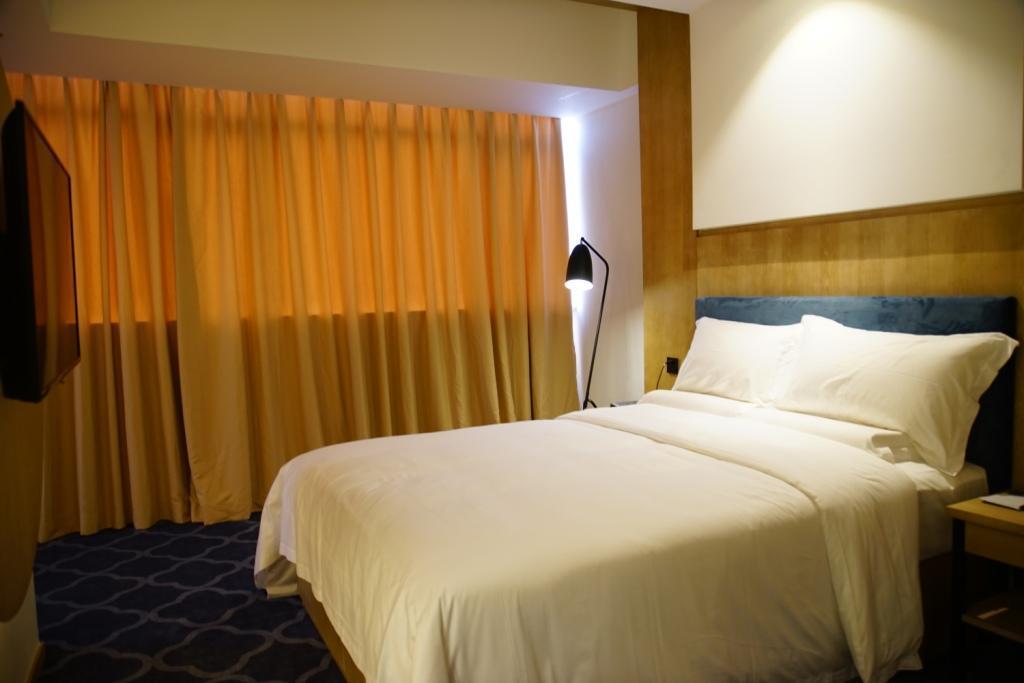 Flight One Hotel 深セン市 エクステリア 写真